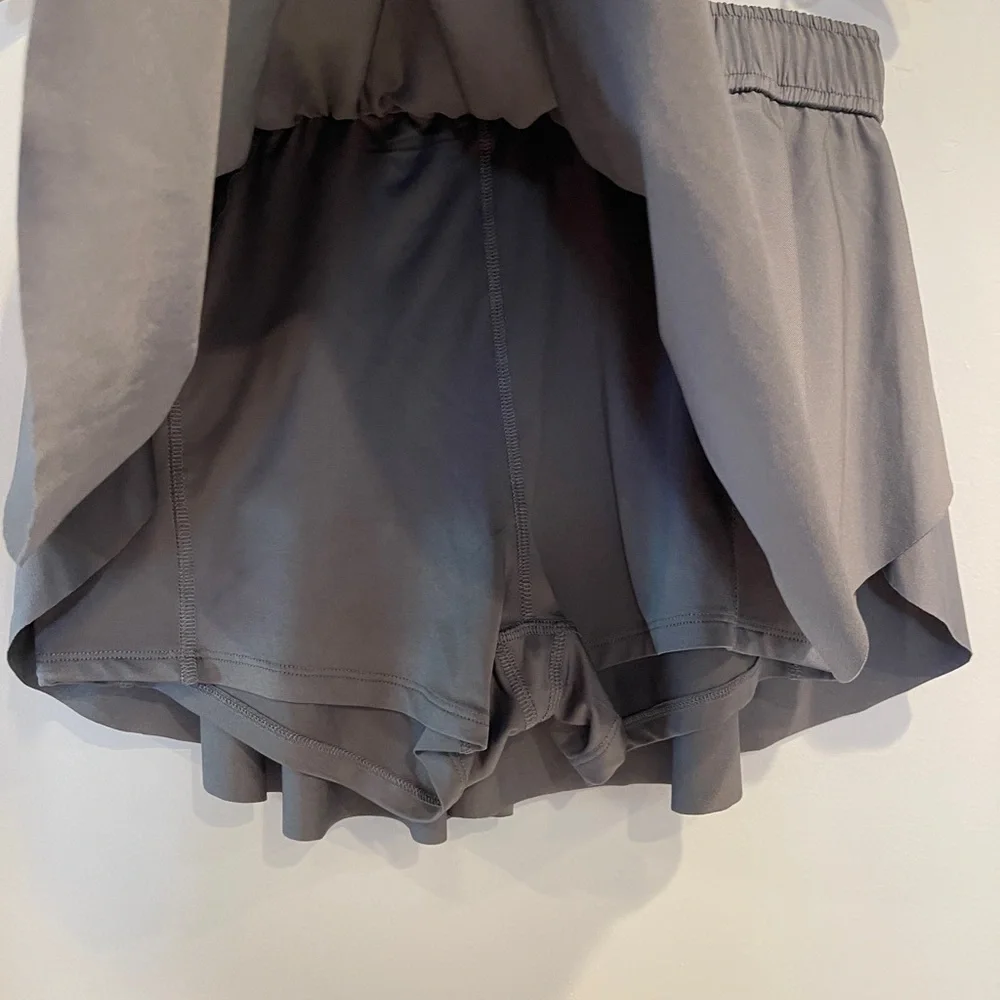 Leela & Lavender Charcoal Skort Size L
